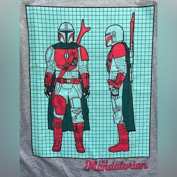 NWT  STAR WARS THE Mandalorian Gray Graphic TMAD ENGINE Size Small UNISEX - Picture 2 of 4